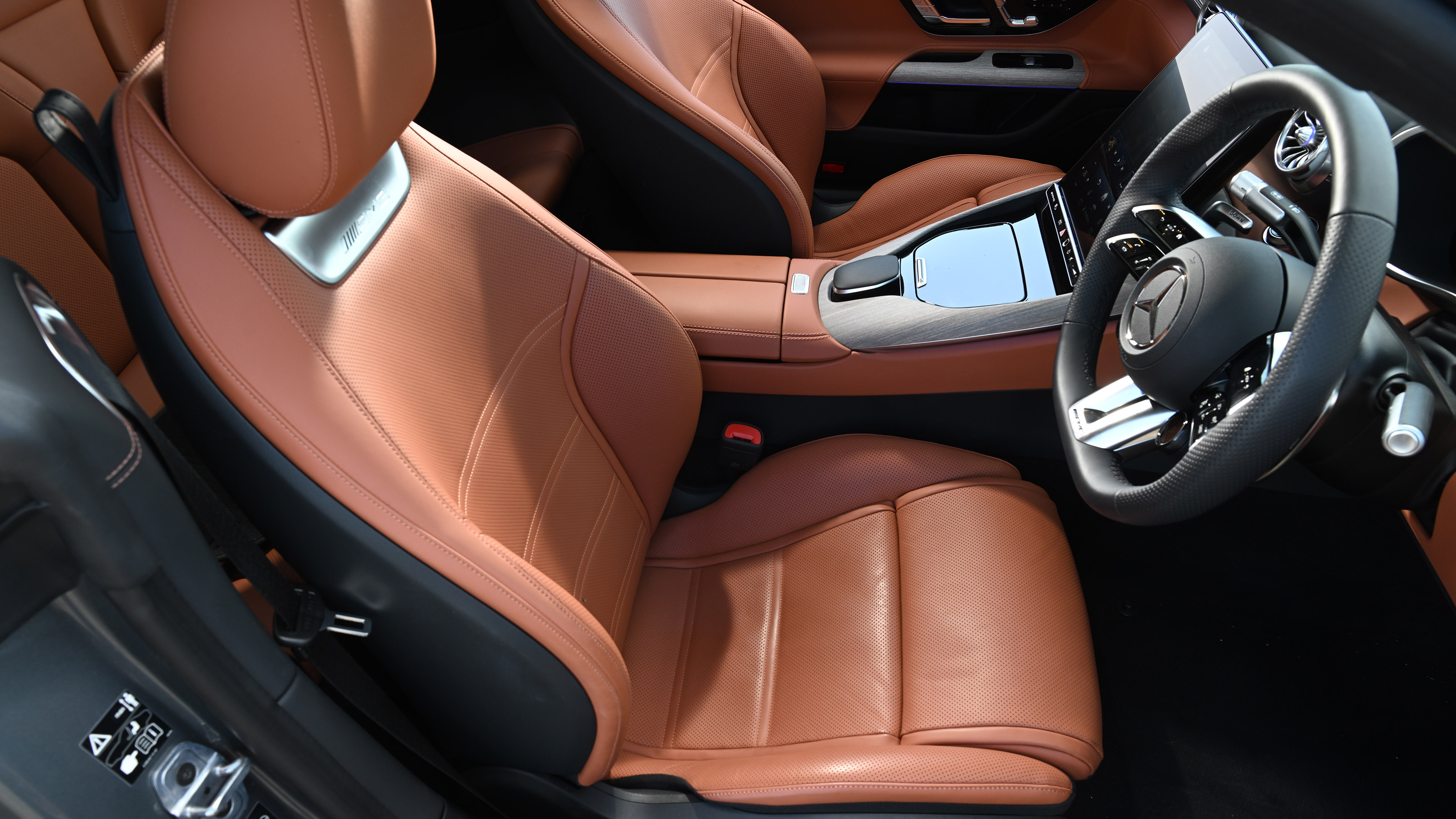 Mercedes-AMG GT 55 - front seats