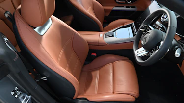 Mercedes-AMG GT 55 - front seats