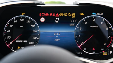 Mercedes-AMG GT 55 - dials