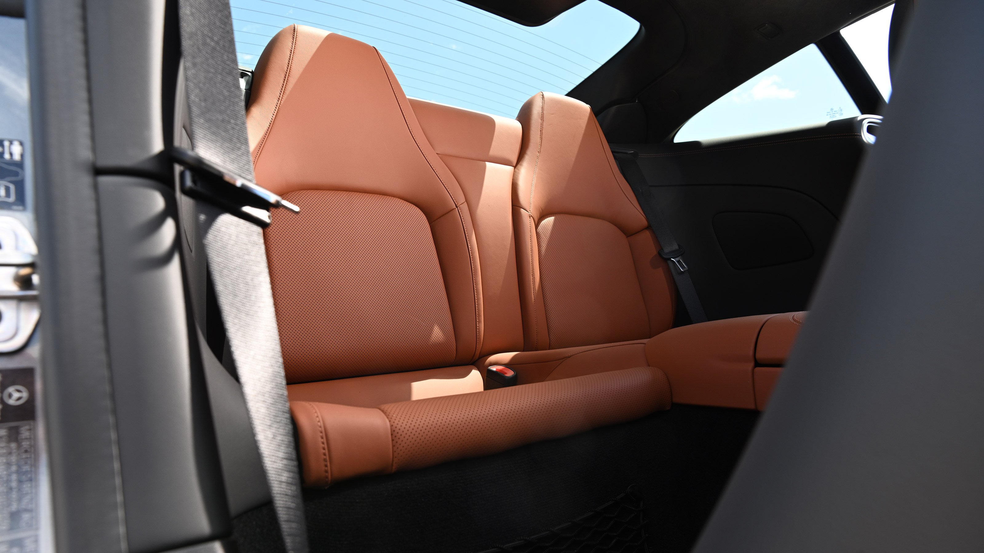 Mercedes-AMG GT 55 - rear seats