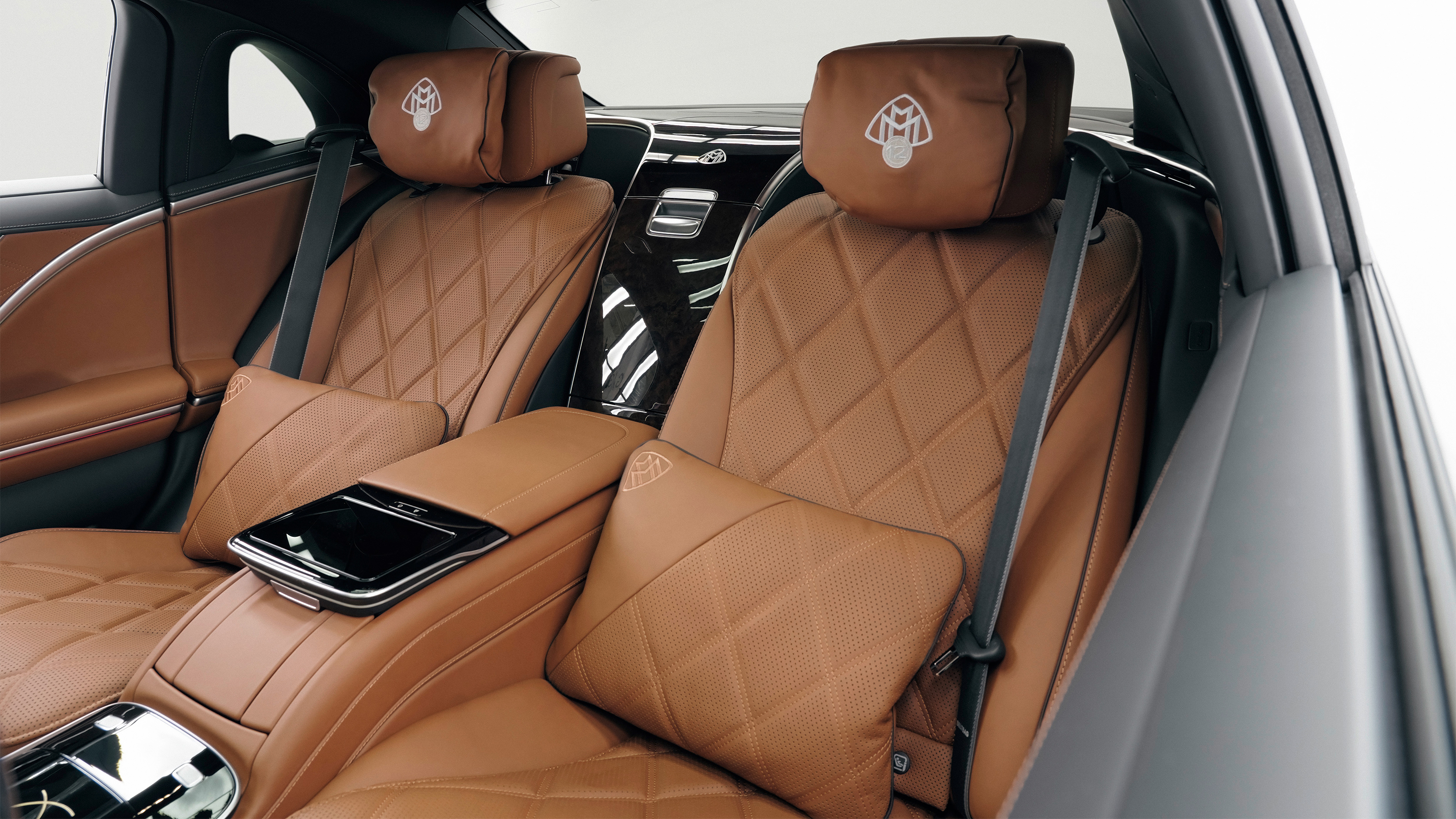 New Mercedes-Maybach V12 Edition - rear seats