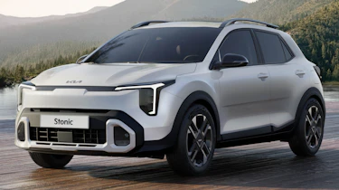 New Kia Stonic GTL - front 3/4