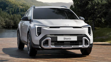 New Kia Stonic GTL - front angled