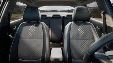 New Kia Stonic GTL - seats