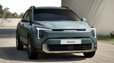 New Kia Stonic STD - front end