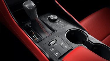 New Lexus IS - centre console