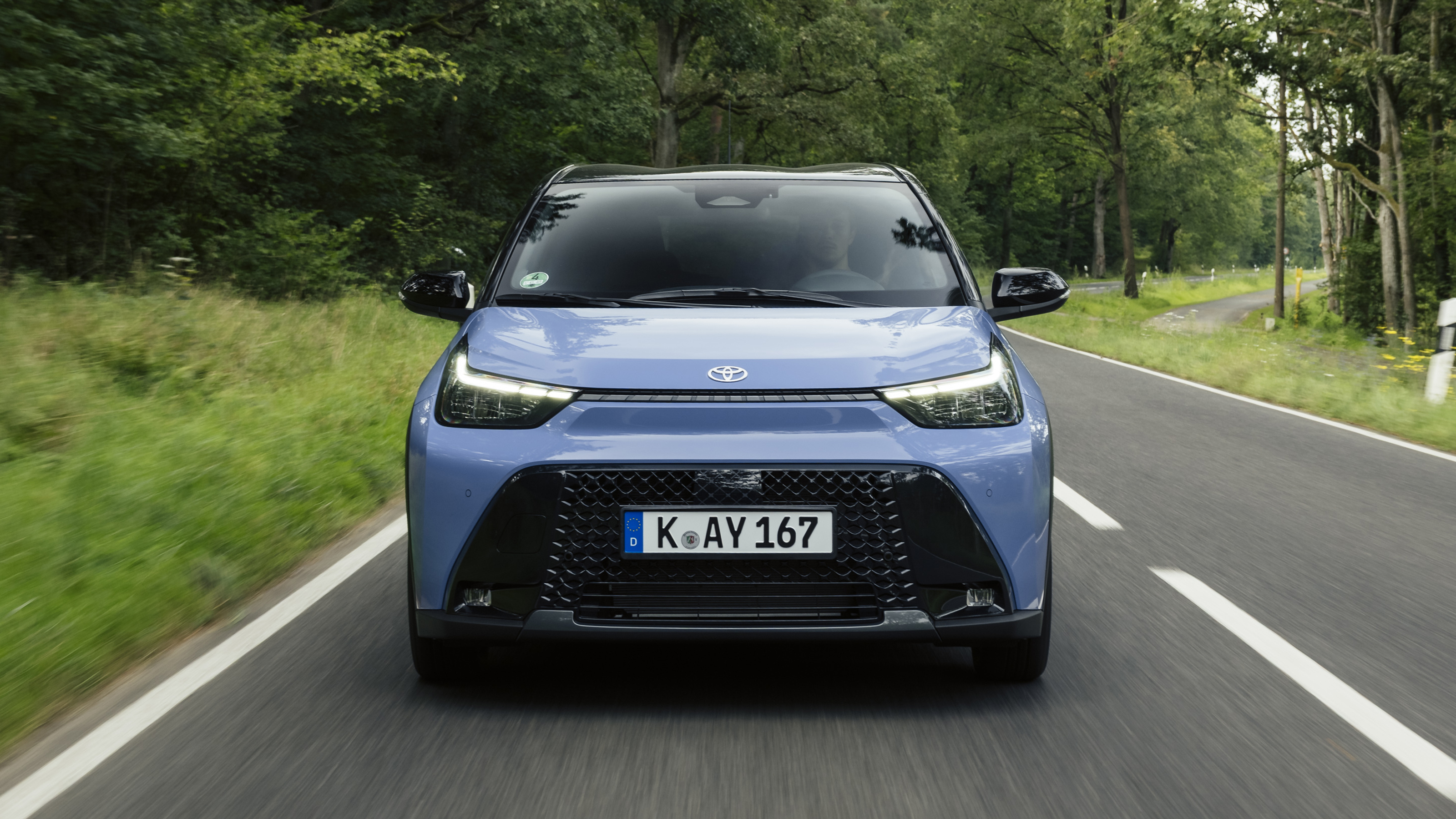 Toyota Aygo X Hybrid - front profile 