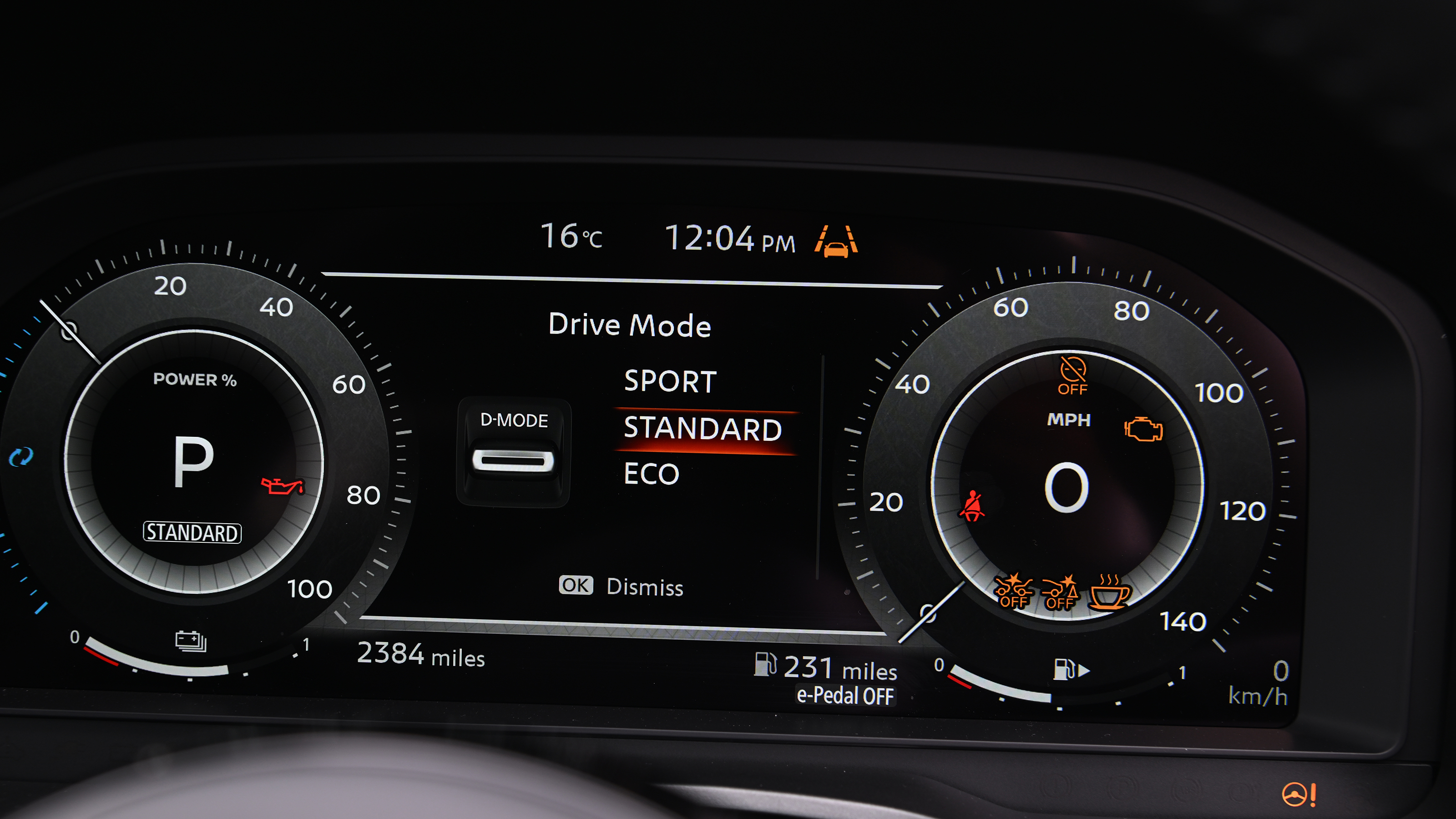 Nissan Qashqai e-Power - digital drivers display 