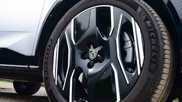 Peugeot E-3008 - alloy wheel detail