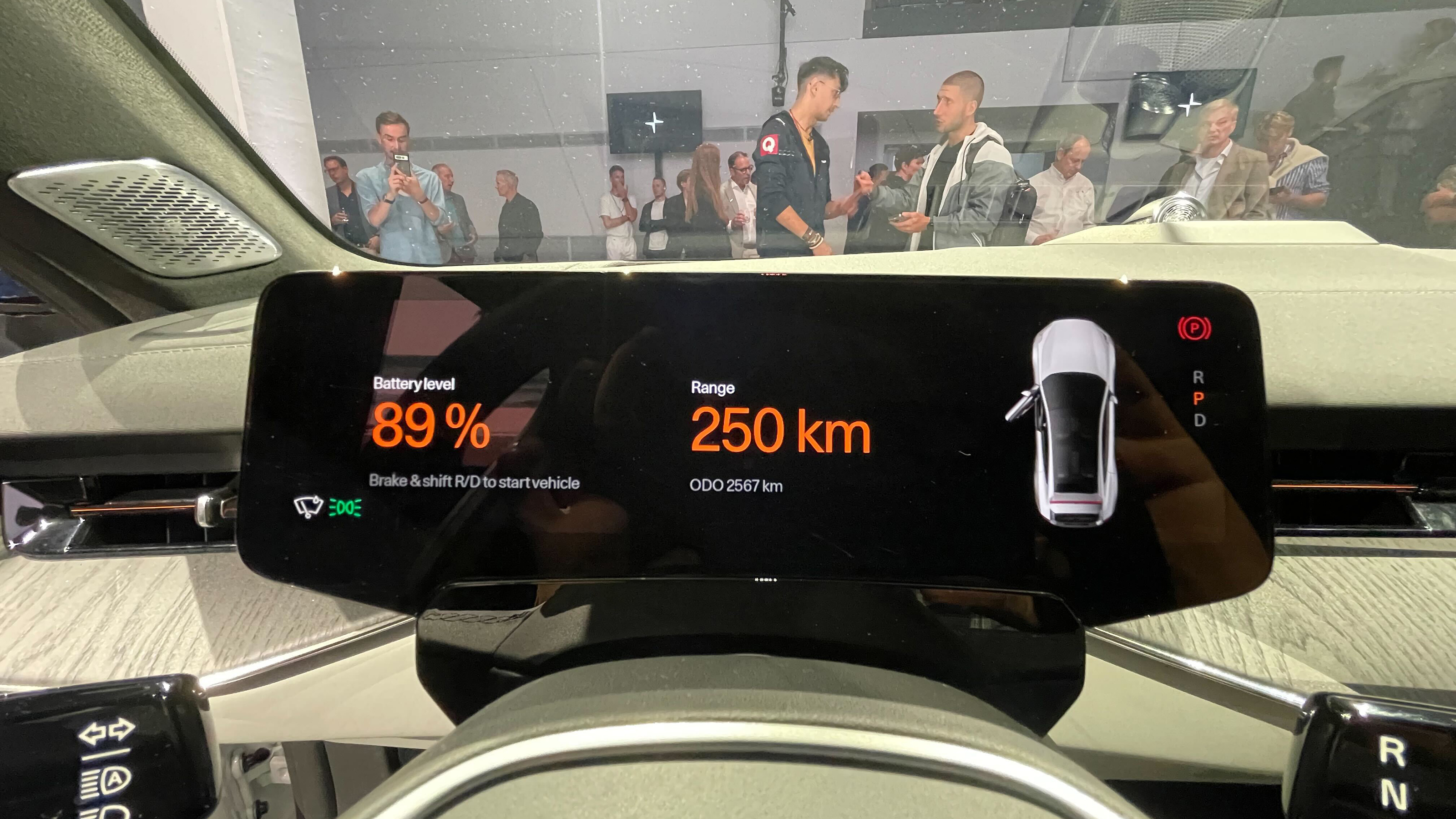 Polestar 5 Munich Motor Show 2025 - display