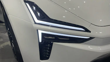Polestar 5 Munich Motor Show 2025 - headlights
