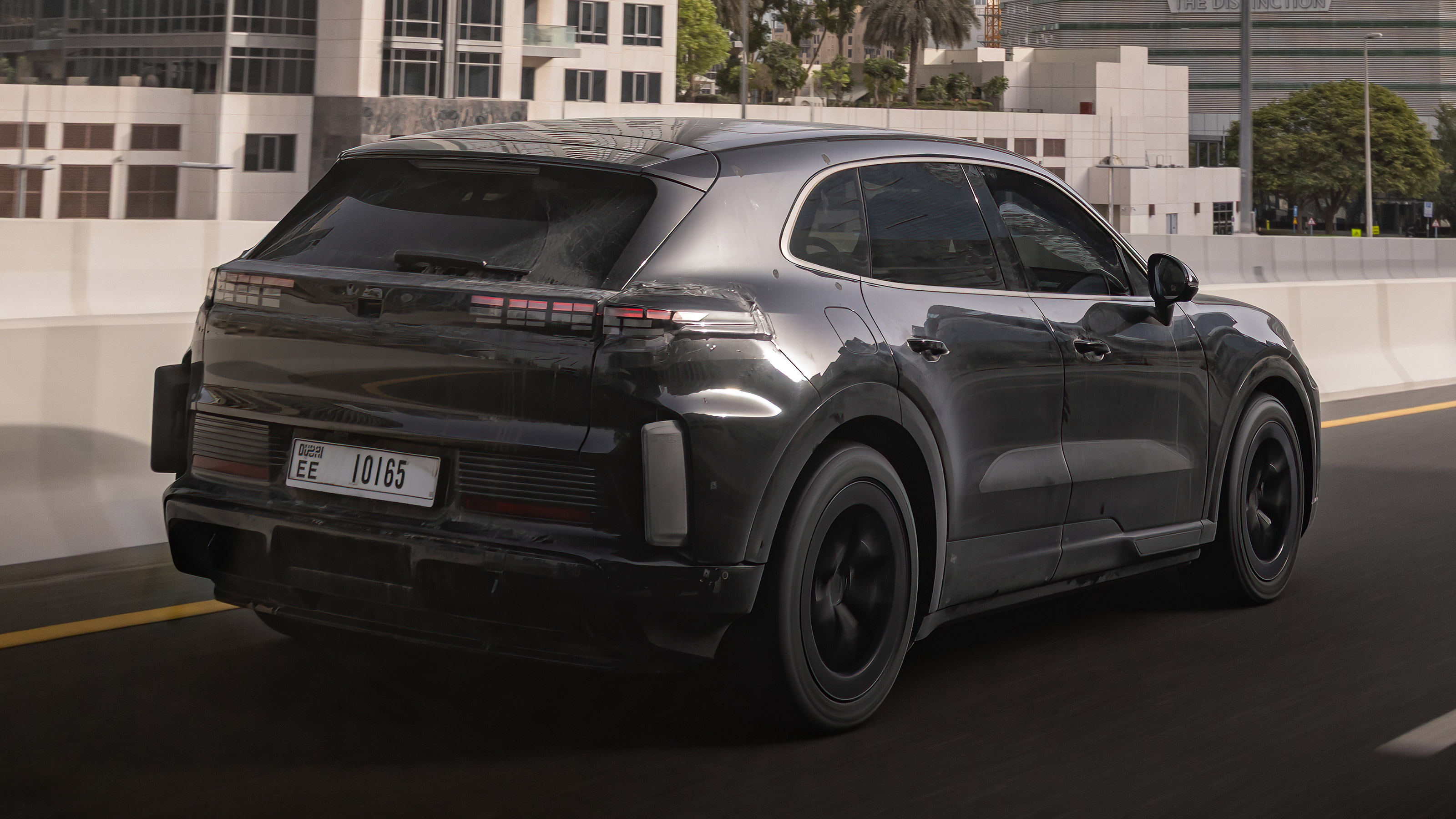 Porsche Cayenne Electric - rear