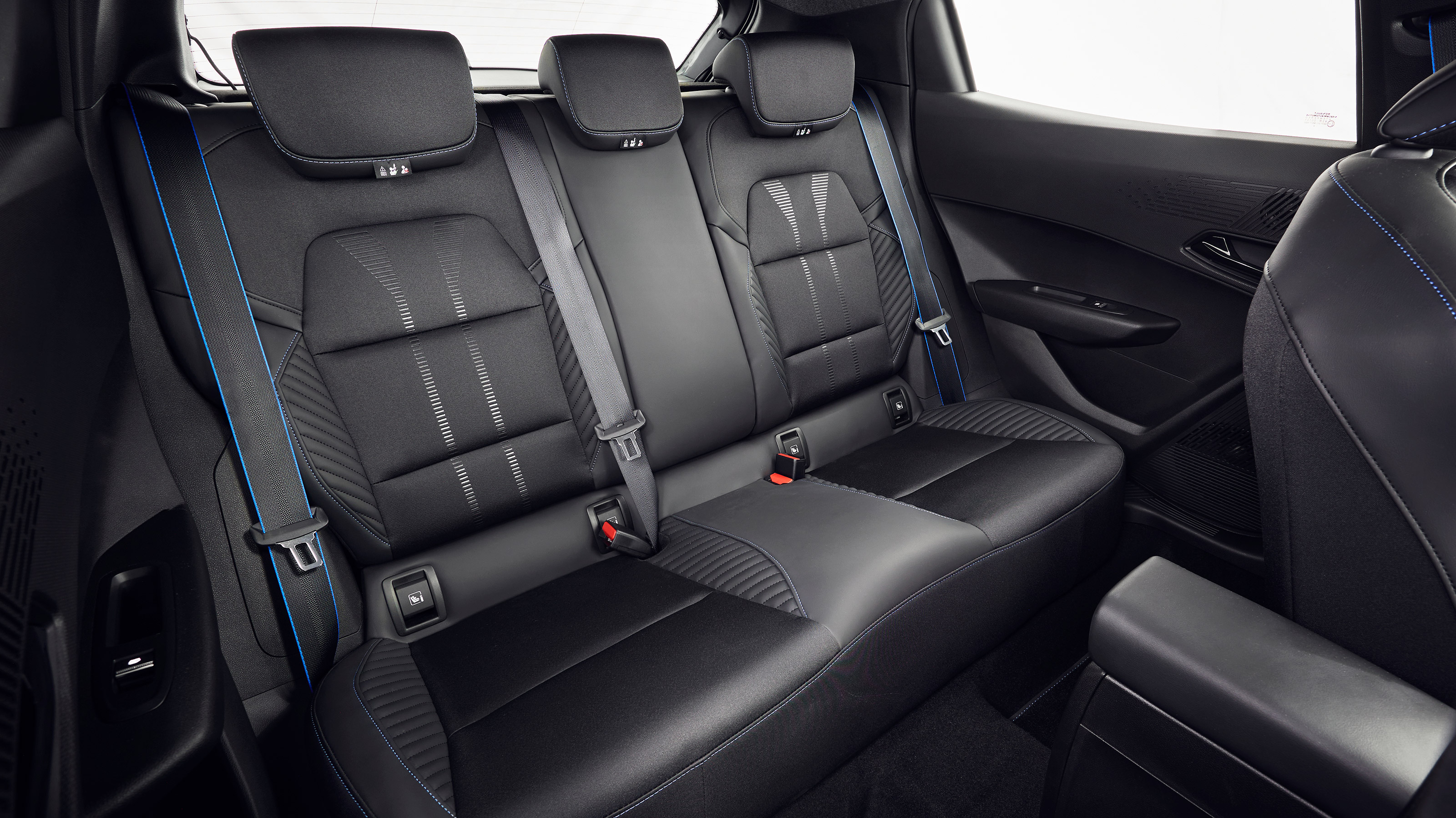 Renault Clio - rear seats