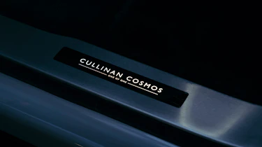 Rolls-Royce Cullinan Cosmos - sill