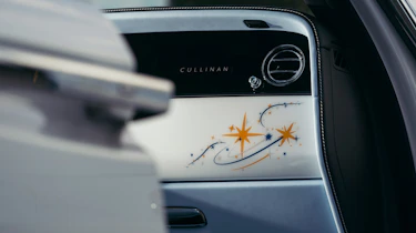 Rolls-Royce Cullinan Cosmos - door