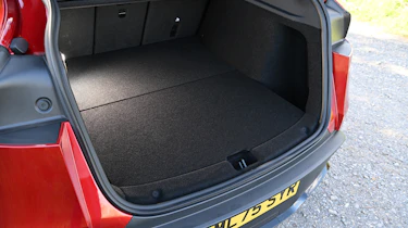 Tesla Model Y Performance 2025 - boot