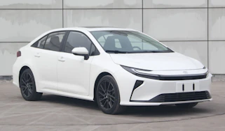 Toyota Corolla facelift leaked image