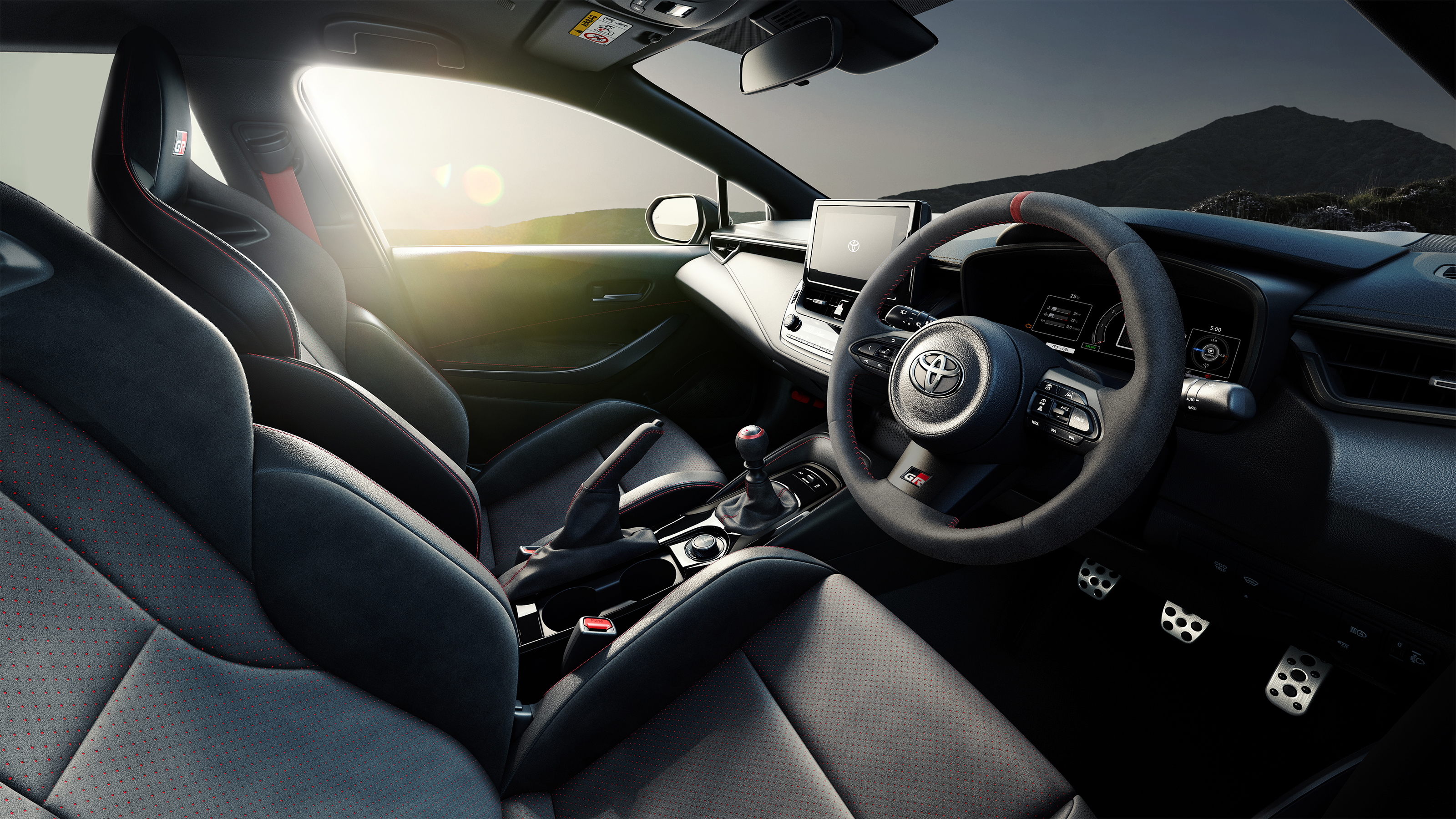 Toyota GR Corolla - dashboard
