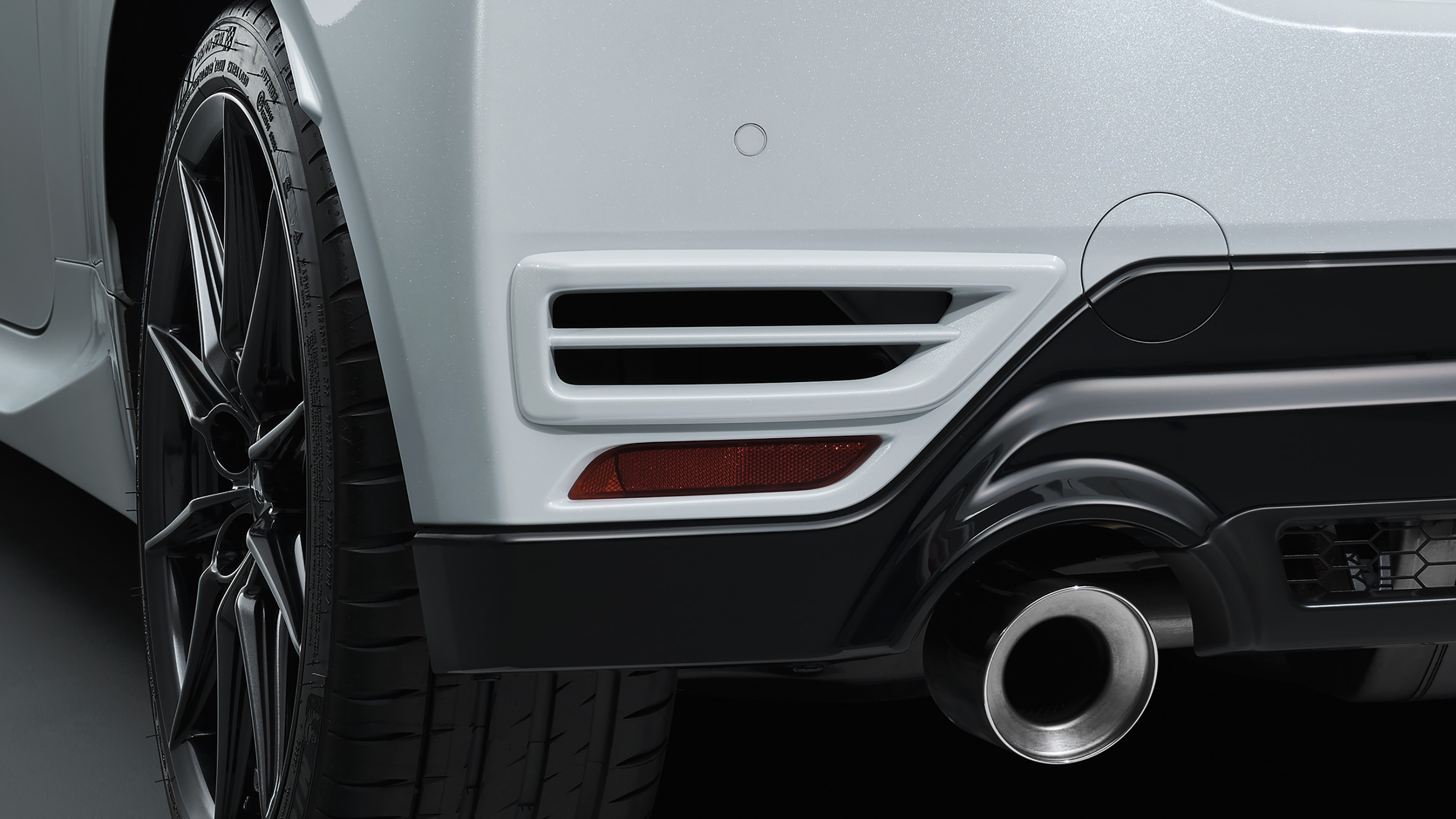 Toyota GR Yaris Aero Performance - rear bumper