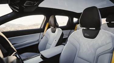 Updated Polestar 3 MY26 - front seats