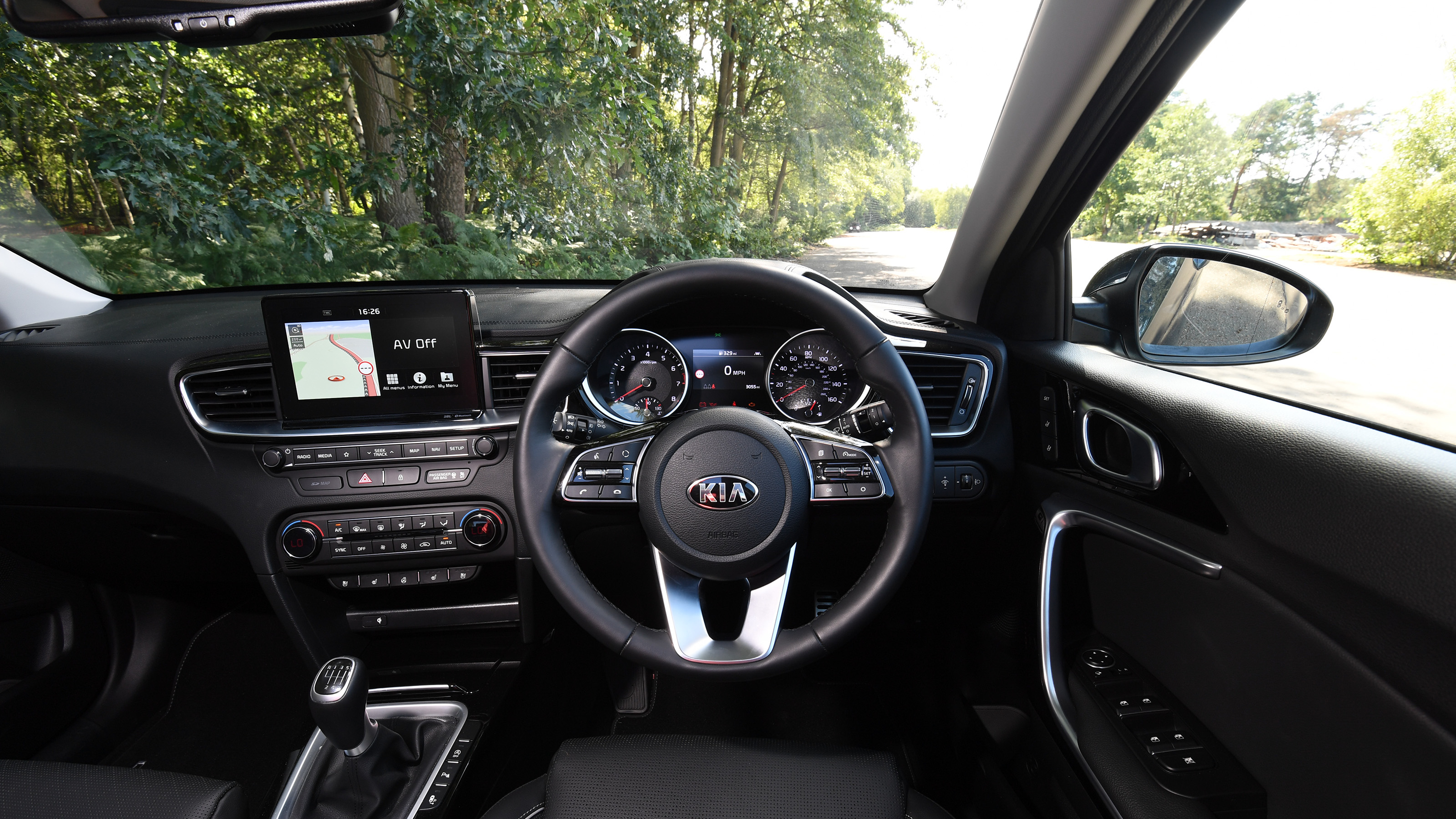 Used Car Hunter - small estate cars for £13,000 - Kia Ceed Sportwagon, interior