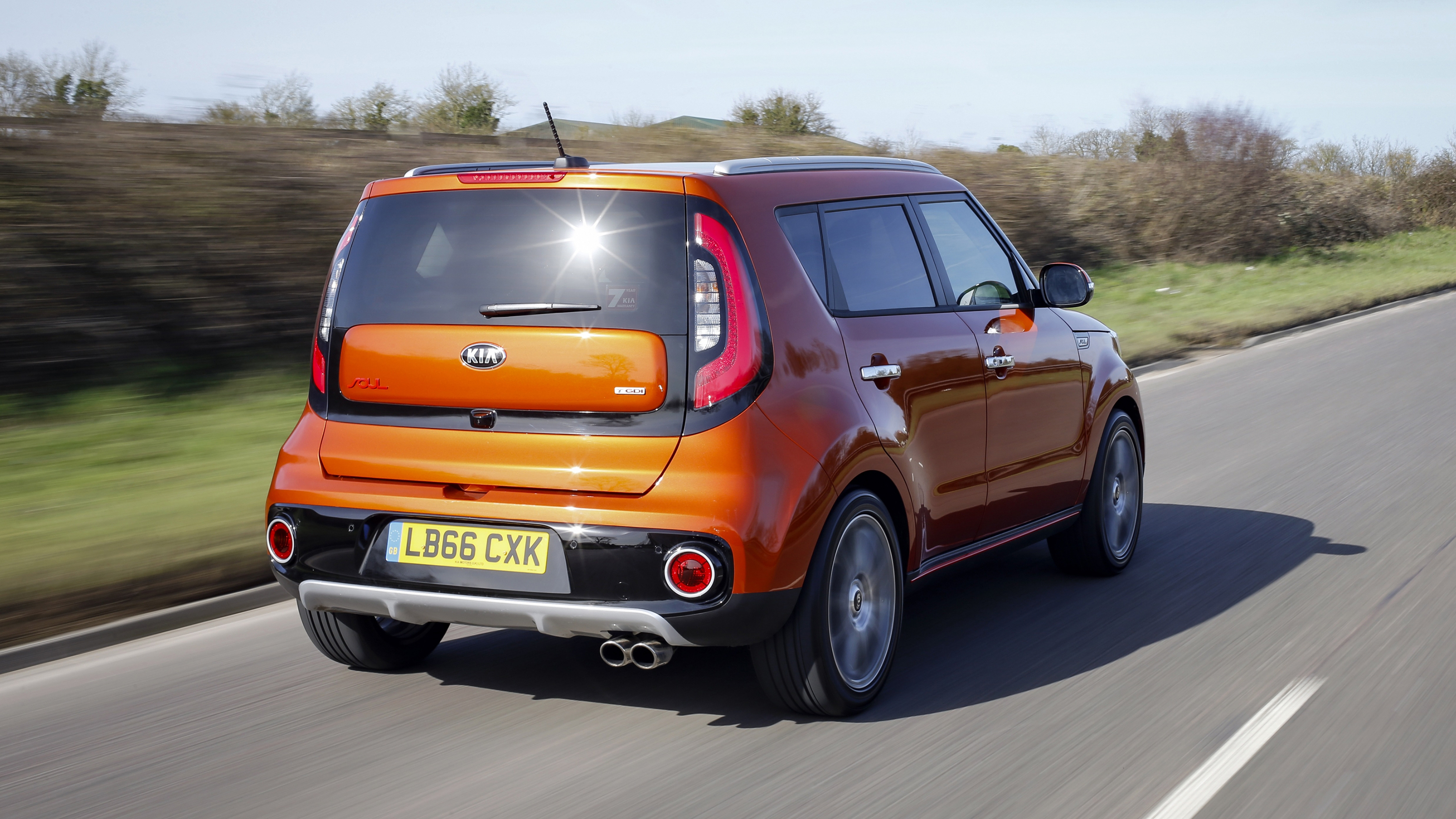 Used Car Hunter - Kia Soul, rear tracking 
