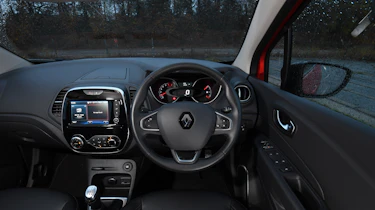 Used Car Hunter - Renault Captur, interior