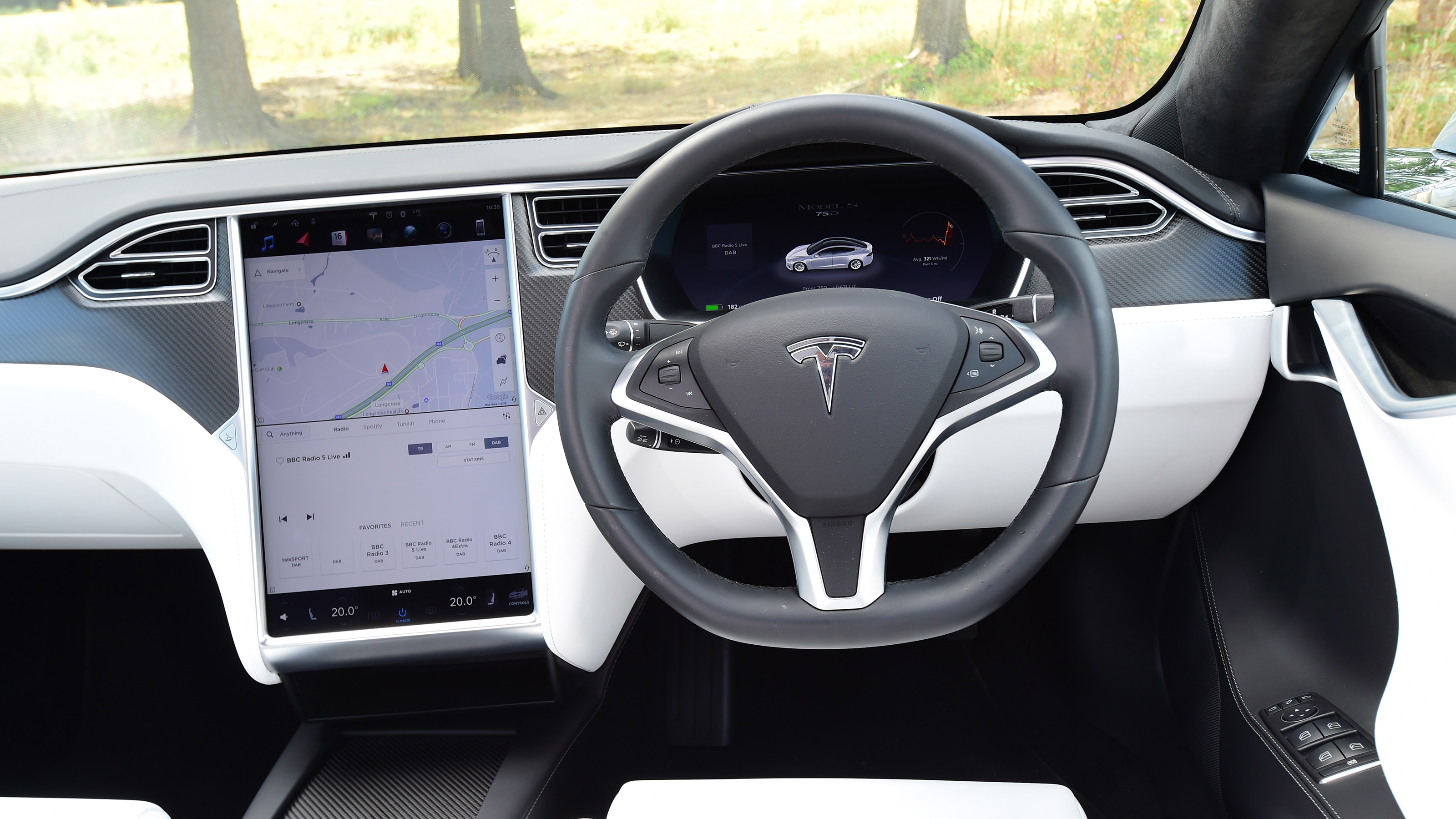 Used Car Hunter - comfy EVs for commuting for £30k, Tesla Model S interior 