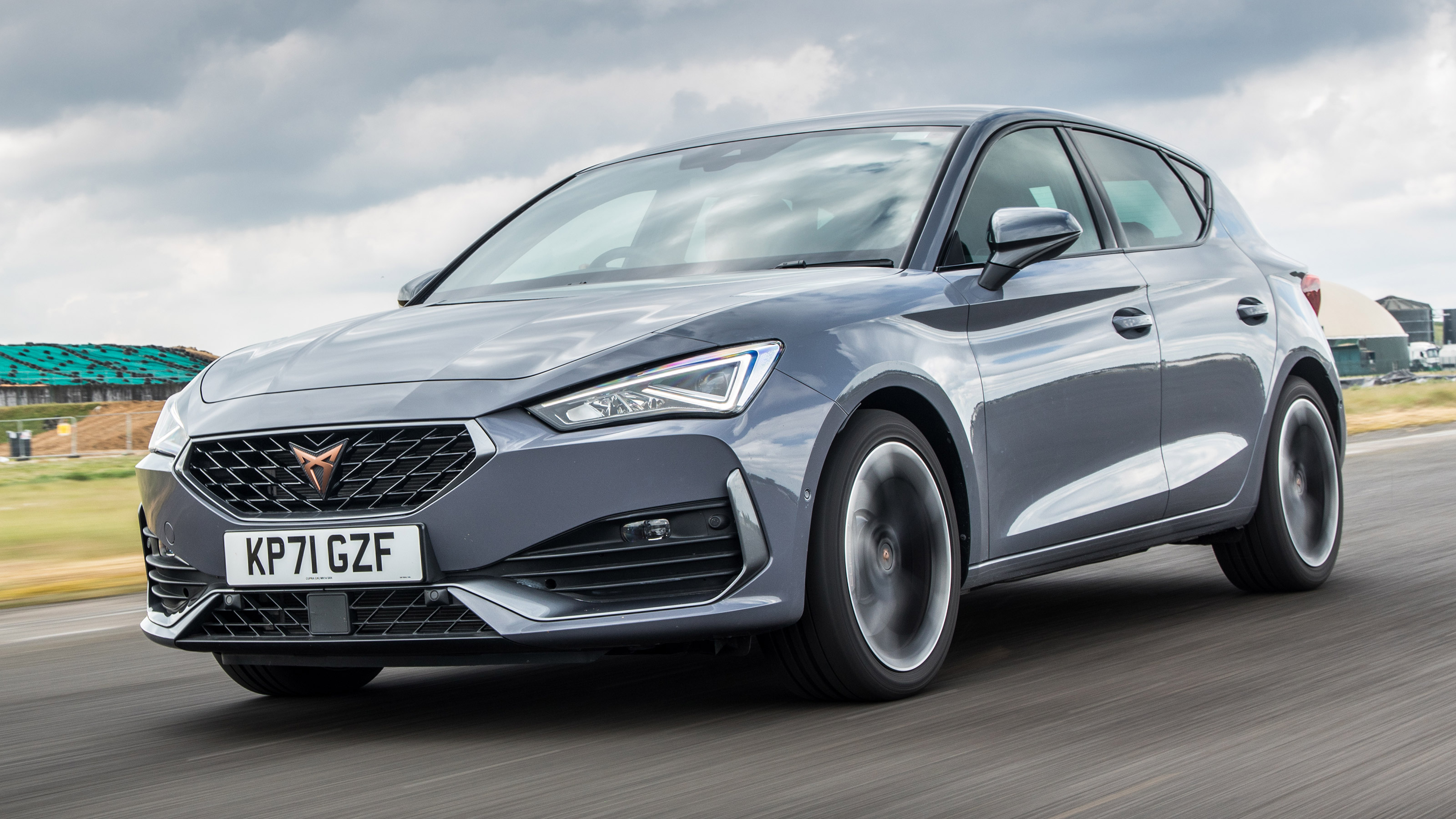 Used Cupra Leon - front action