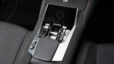 Used DS4 Mk2 - centre console