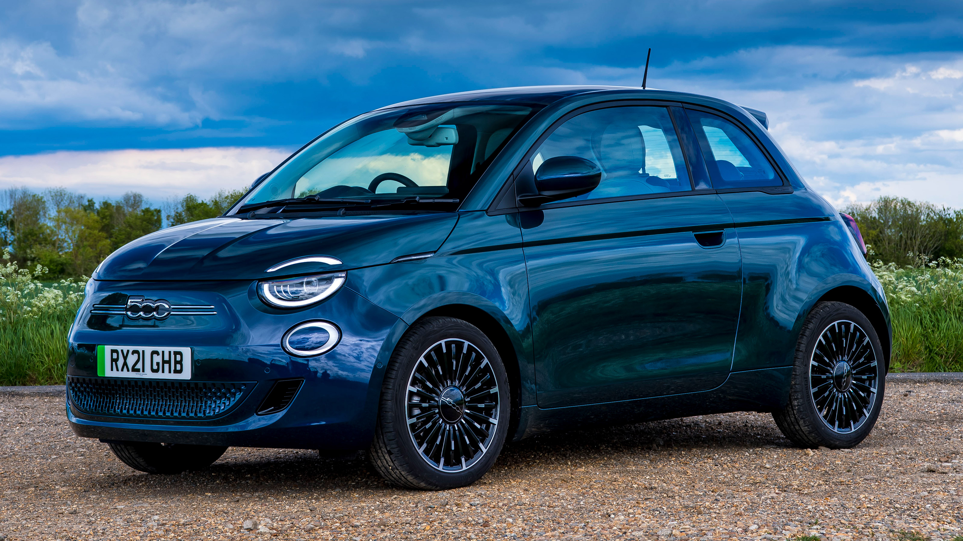 Used Fiat 500e - front