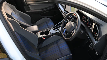 VW Golf R LT - interior