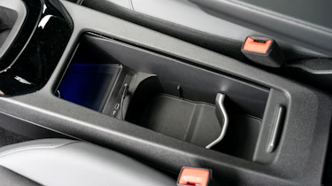 Volkswagen ID.4 - centre console storage