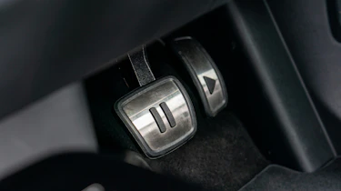 Volkswagen ID.4 - pedals