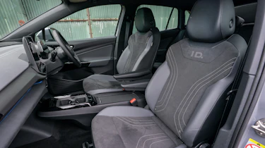 Volkswagen ID.4 - front seats