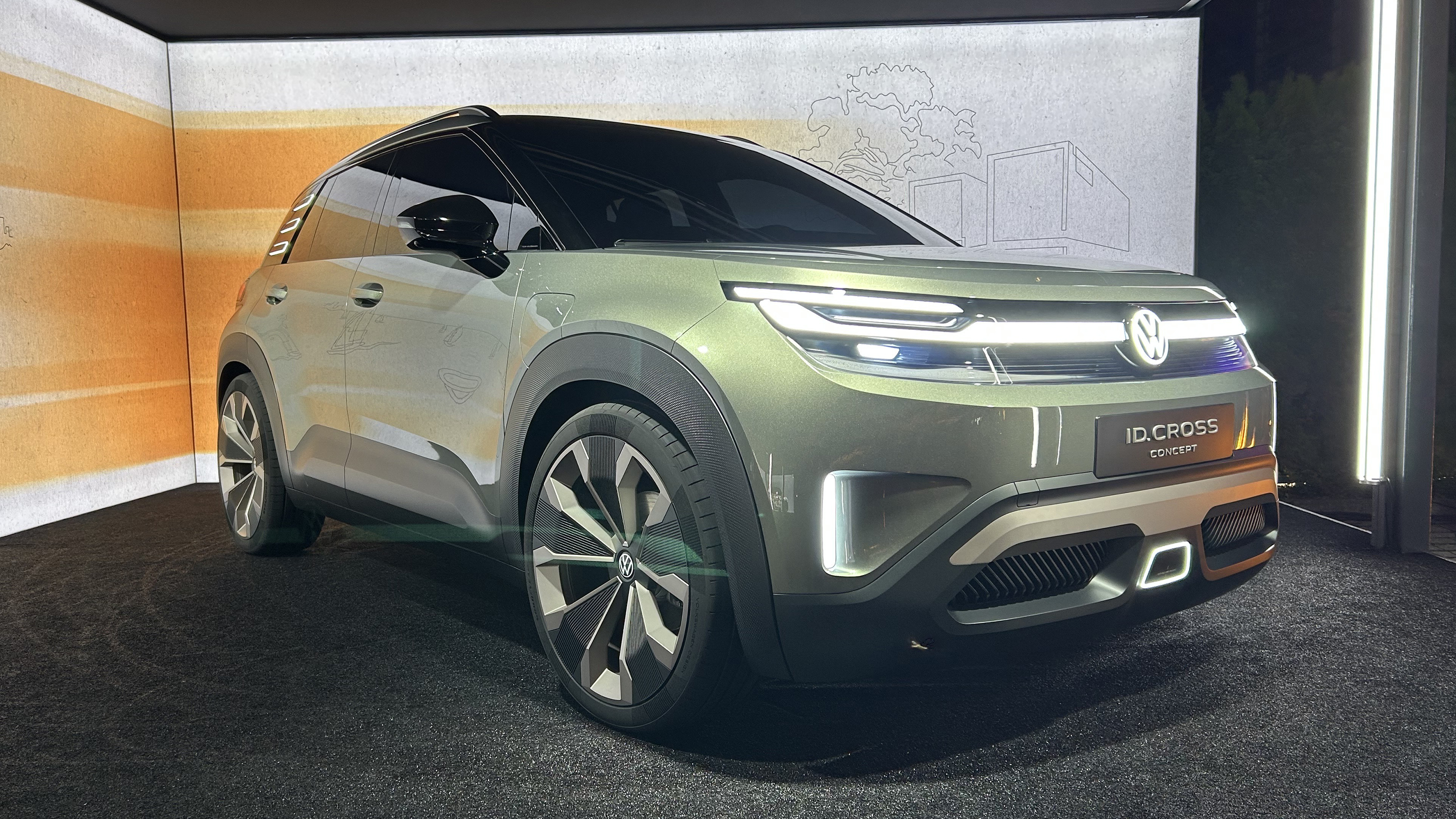 Volkswagen ID. Cross concept at the Munich Motor Show - front static 