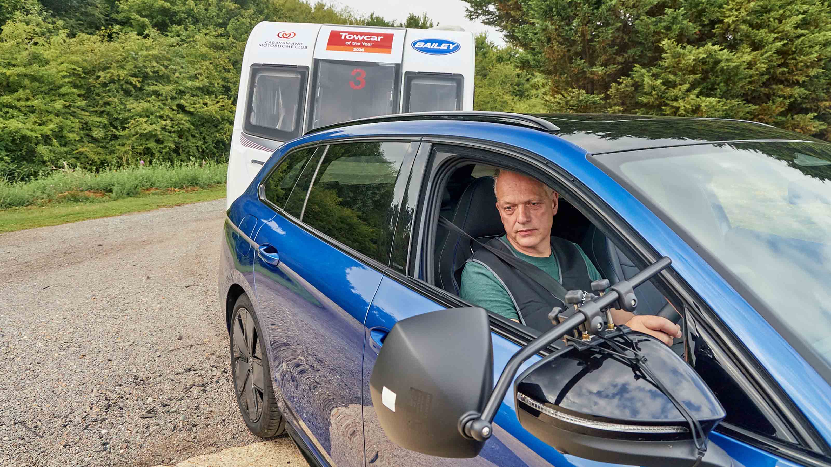 Volkswagen Passat R-Line - reversing around a corner while towing, alternative