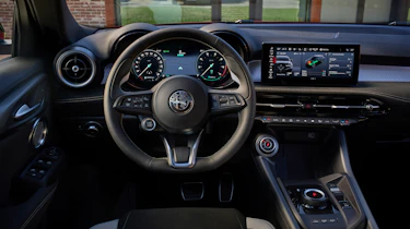 Alfa Romeo Tonale - dash