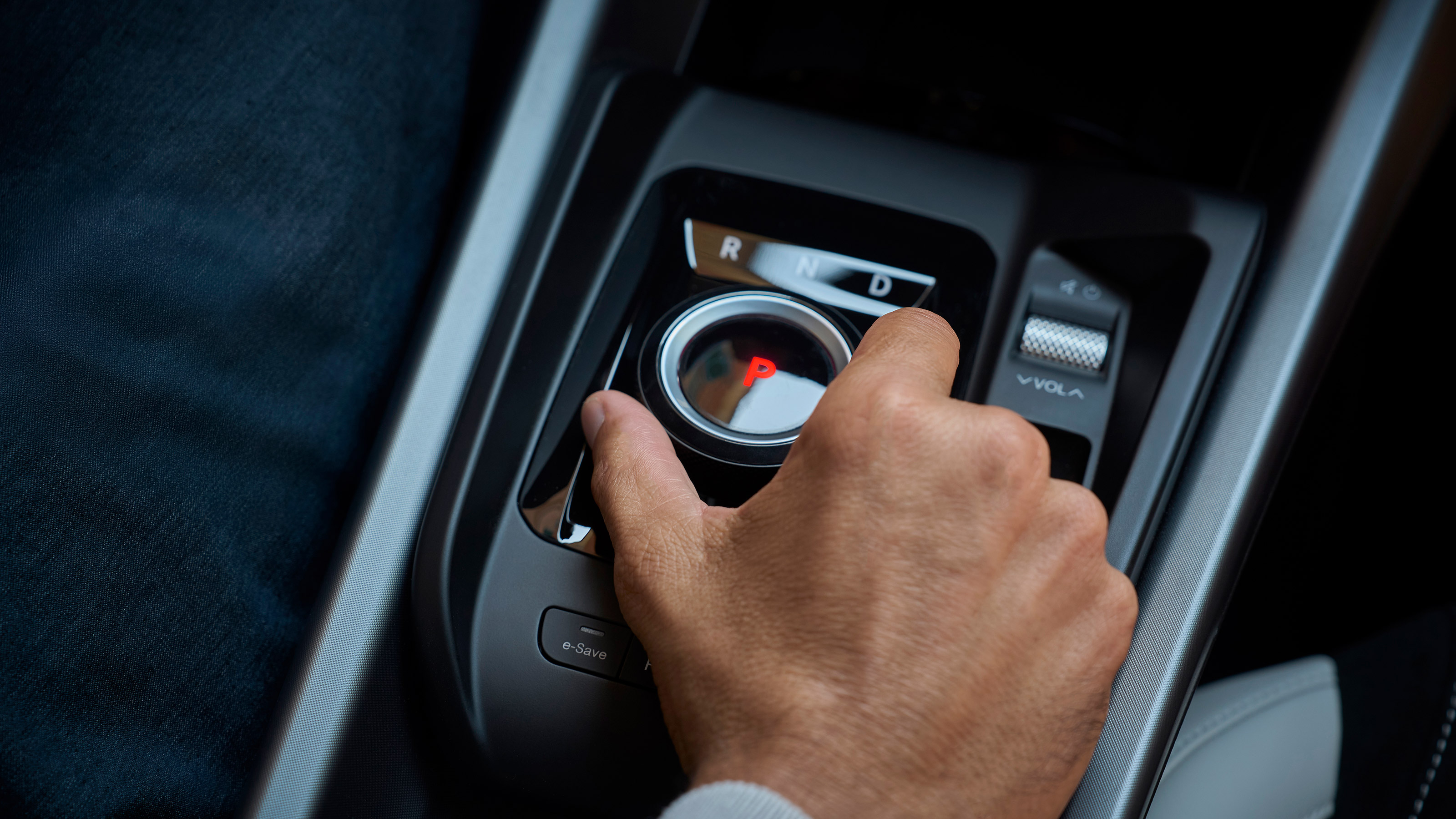 Alfa Romeo Tonale - controls