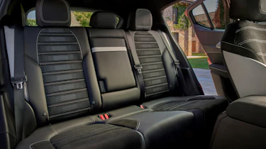 Alfa Romeo Tonale - rear seats