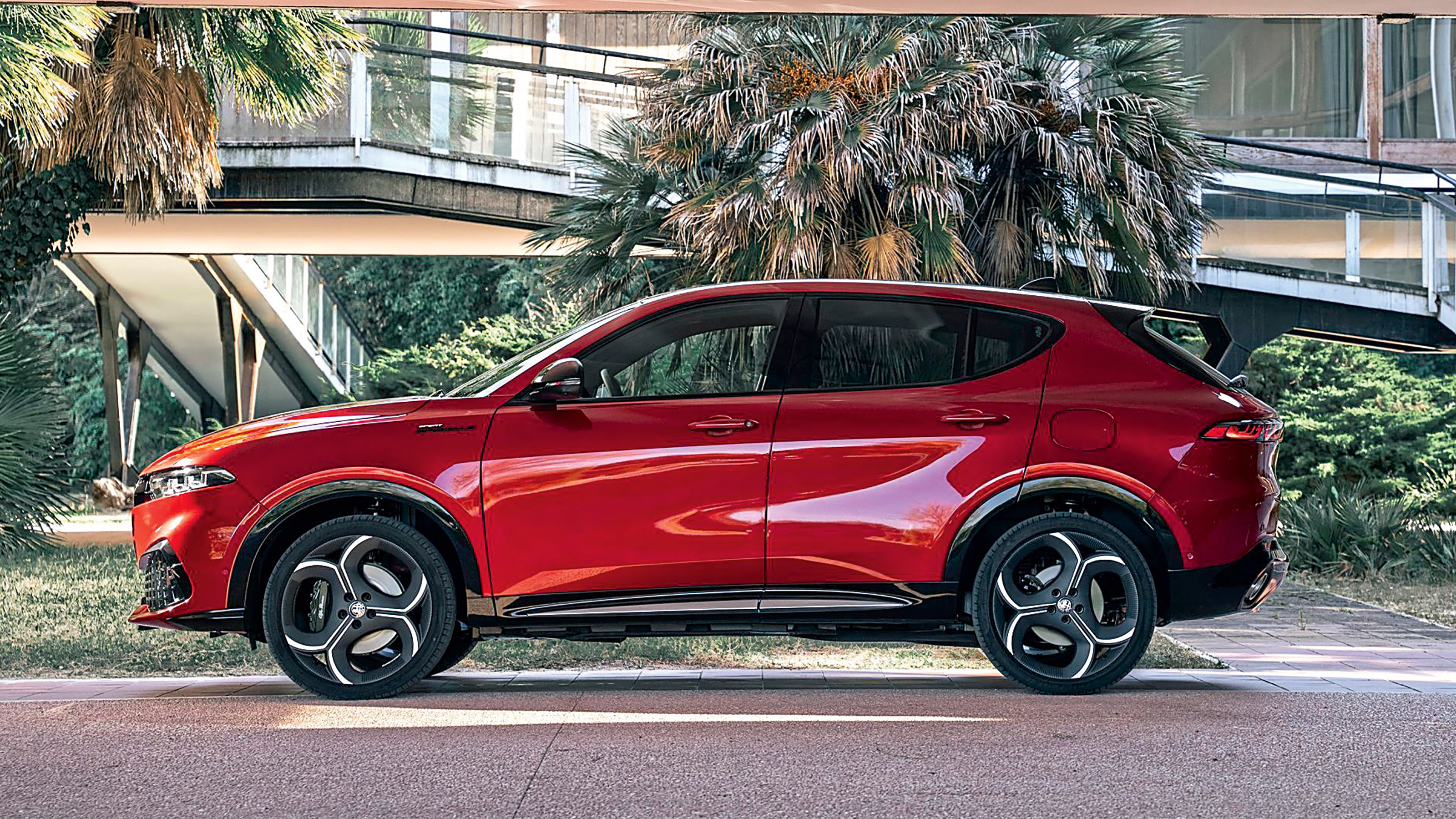 Alfa Romeo Tonale facelift - side static
