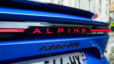 Alpine A390 - rear detail