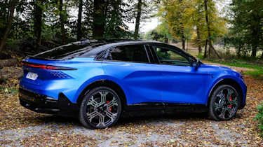 Alpine A390 - rear static