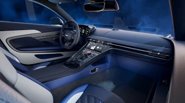 Aston Martin DB12 S - dash