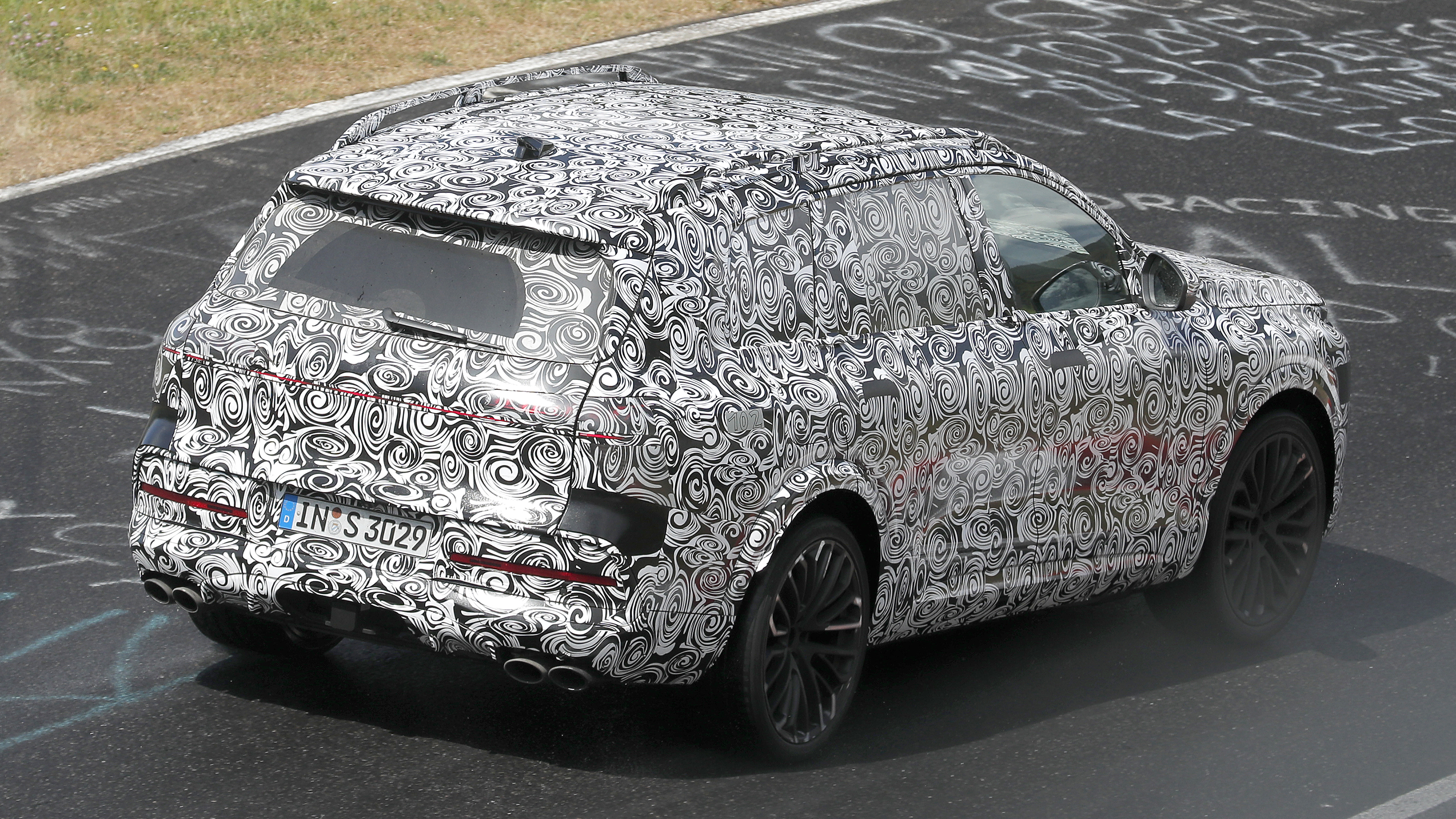 Audi Q9 - rear 3/4