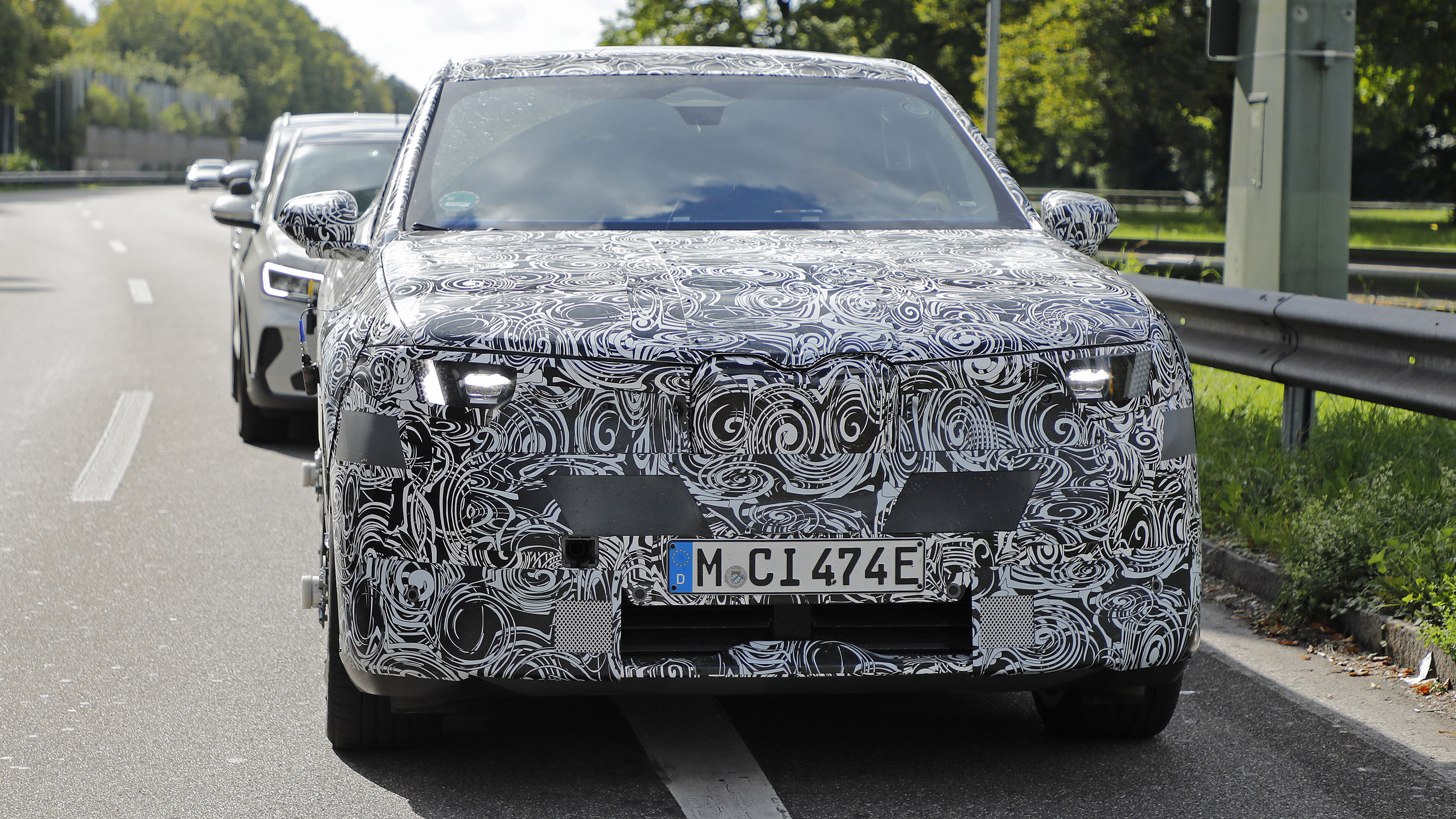 BMW X1 - spyshot 3