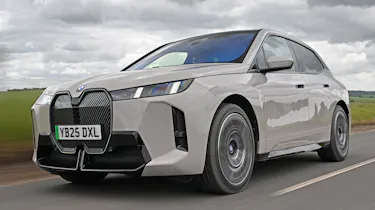 BMW iX - front