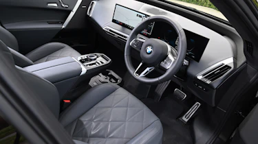BMW iX - dash