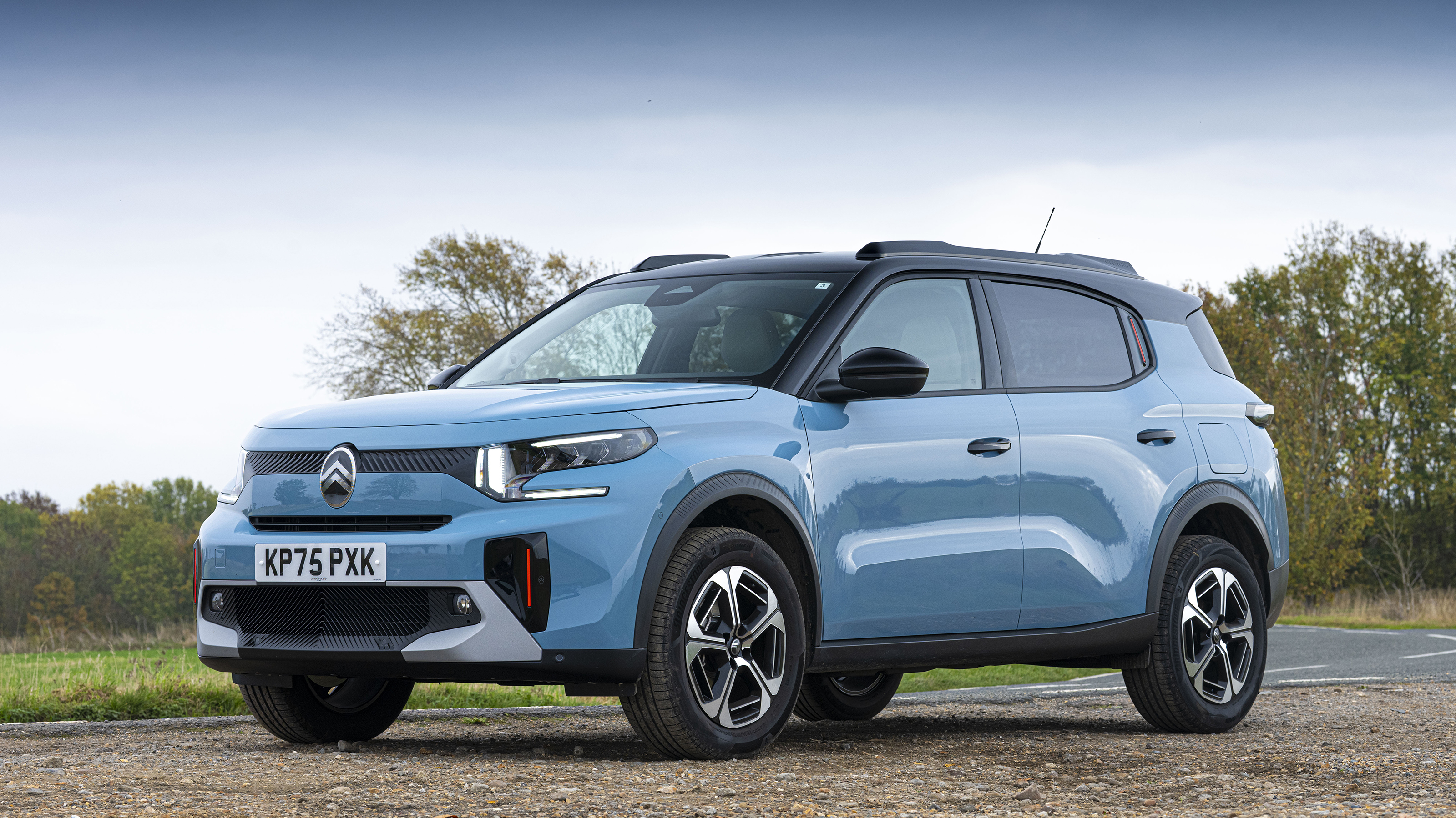 Citroen C3 Aircross being driven in the UK - front static 