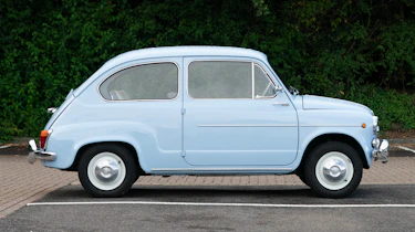Classic Fiat 600 side profile